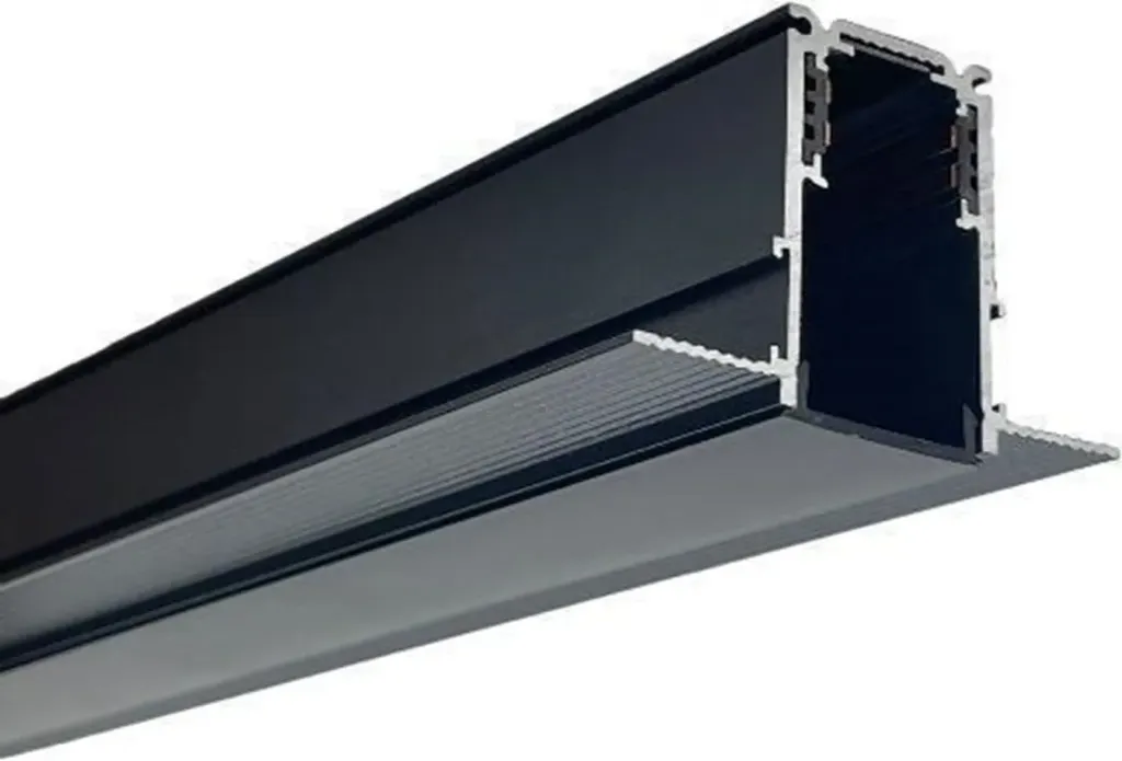 M-R6247-3